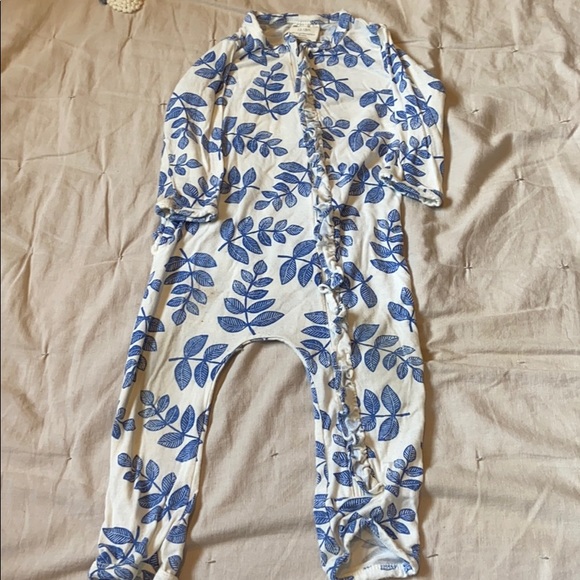 used spearmint baby clothes